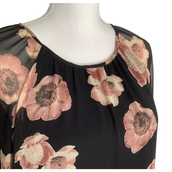 Le Lis Black Pink Floral Bell Sleeve Mini Dress Medium - Picture 2 of 6